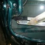 Електропривод замку дверей Toyota RAV4, Гараж 44 toyota