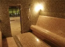 Лежаки, сидіння та крісла для хамама, Виробництво крісла