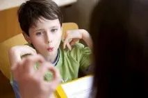 Методи подолання заїкуватості в Китаї китаї