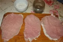 М’ясні рулетики з грибами та сиром. ясні
