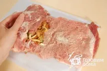 М’ясний рулет із грибамита сиром - покроковий рецепт з фото на Готуємо вдома ясний