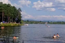 Відпочиваємона озері в сел. озері