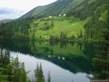 Від піщанихбарханів до снігових вершин було