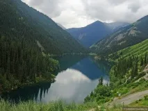 Від піщанихбарханів до снігових вершин вершин