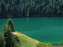 Від піщанихбарханів до снігових вершин снігових