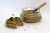 Паштет з курки в домашніх умовах. паштет