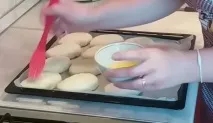 Тістечка з капустою в духовці і смажені на сковороді тістечка