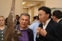 Чому земля йде з-під лап крилатої кішки, Вечірня Казань чому