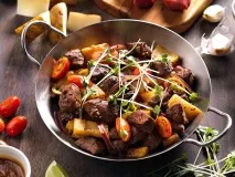 Чому їжа пригорає на сковороді, як це можна виправити можна