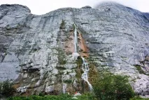 Пшехський водоспад, струмок Водоспадистий водоспад