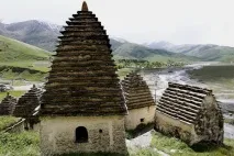 Подорож до Даргавса («Місто мертвих» в Осетії) місто