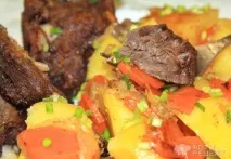 Рецепт яловичини з овочами, запечені в рукаві рецепт