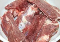Рецепт яловичини з овочами, запечені в рукаві овочами