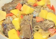 Рецепт яловичини з овочами, запечені в рукаві овочами