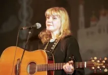 Важкий шлях Жанни Бичевської хто робив замах на життя співачки, і чому її концерти забороняли на робив