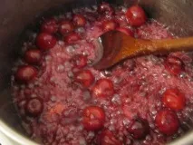 Варення з вишні порадуйте близьких смачною та ароматною консервацією вишні