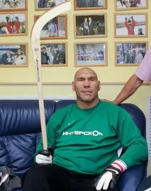 Знаменитий боксер і депутат «Анекдоти про Валуєва я вигадую сам! » валуєва