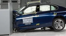 IIHS краш-тест із малим перекриттям BMW 3 Серії F30 майже провалило тест серії