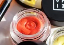 3INA UV Makeup Collection 3ina