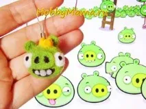 Bad Piggies Виріб-брелок з повсті в техніці сухого валяння piggies