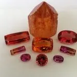 Імператорський топаз якого кольору камінь кольору