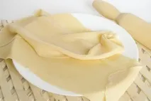 Шурпа з куркою та домашньою локшиною куркою