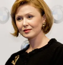 мене