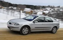 Як мене не поспішаючи зачаровувала Renault Laguna laguna