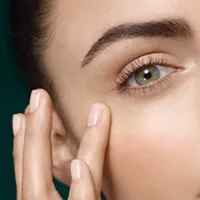 Нова ліфтинг-сироватка для шкіри контуру очей The Lifting Eye Serum від La Mer - Новинки косметики та контуру
