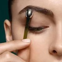 Нова ліфтинг-сироватка для шкіри контуру очей The Lifting Eye Serum від La Mer - Новинки косметики та нова