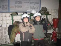 Вони поспішають нам допомогти поспішають
