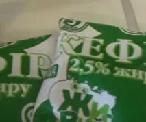 Окрошка на кефірі з ковбасою класичнийрецепт з покроковими фото кефірі