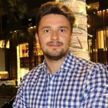 Як оскаржити штраф за розмову телефоном за кермом - Андрій Шимко телефоном