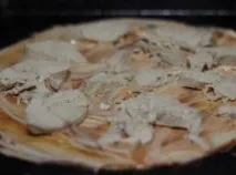 Піца з курячою грудкою піца