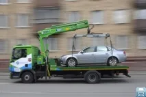 Як поскаржитися на евакуаторників та не дозволити евакуатору відвезти вашу машину евакуаторників