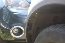 офіціалів