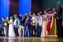 Сучасний татар-стайл «конфлікт версій» хіджабу та бурхлива фантазія естрадниць конфлікт
