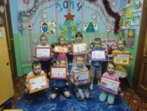 Врятуємо ялинки у Новий рік» ялинки