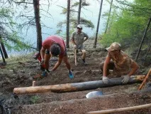 Соціально відповідальний туризм подорожуючи по Україні соціально