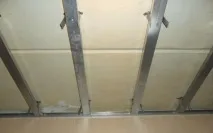 Як зробити стелю із пластикових панелей стелю