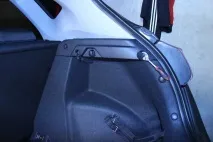Встановлення розетки в багажник розетки