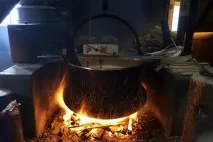 Як створюється швейцарський сир юріт