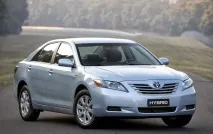 Власник Camry Hybrid відремонтував блок батарей оцтом і содою в Україні блок