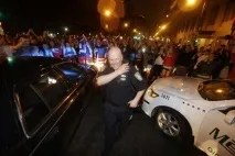 Ви тут, тільки тому що у вас пики гладкі, як у Джастіна Бі пики