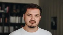 нілов