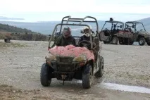 Андрій Цибульський познайомився з незвичайним апаратом класу UTV та розібрався, чим він відрізняється від незвичайним