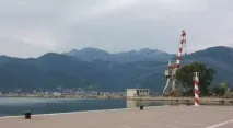 Чорногорія. Зимовий Тіват зимовий