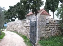 Чорногорія. Зимовий Тіват Буча