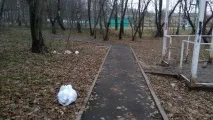 Вам доставка. вашого сміття! вашого