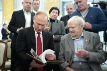 Чим запам’ятається письменник Данило Гранін, Довідка, Питання-Відповідь, Аргументи та Факти письменник